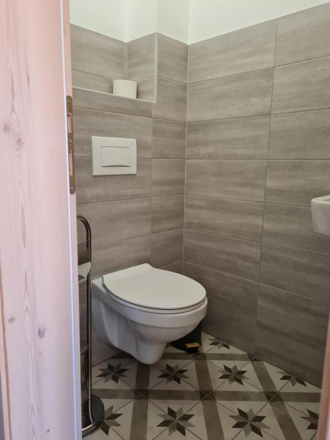 Nona Bb Bed & Breakfast Postojna Eksteriør bilde